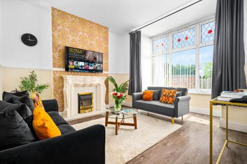 Birmingham Casa | Modern 6-Bedroom Home - Sleeps 12 - Parking - Garden 568P