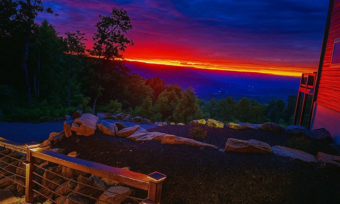 Trenton Casa | Modern A-Frame Cabin - Brand New Construction - Stunning Sunset & Mountain Views