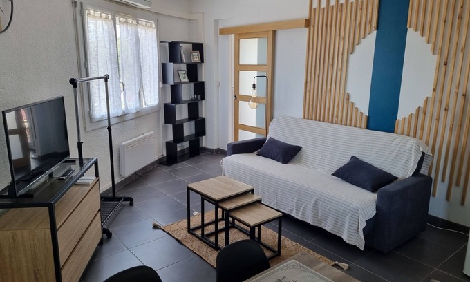 Saint-Cyprien Plage Apartamento | Modern air-conditioned and well-equipped T2 apartment 200m from the beach