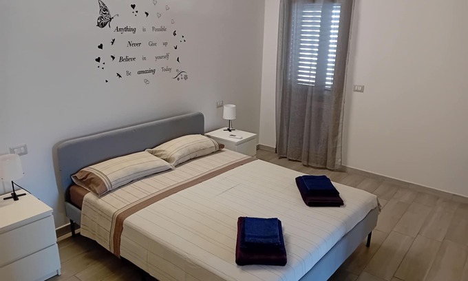 Cabras Apartamento | Modern and Cozy Holiday Home 5 min from the nearest beach