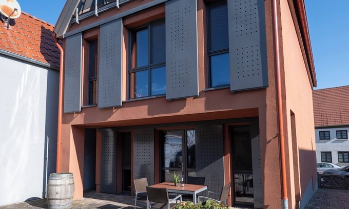 Plau am See Apartamento | Modern and cozy vacation apartment in the Stietz-Villa. Pet friendly