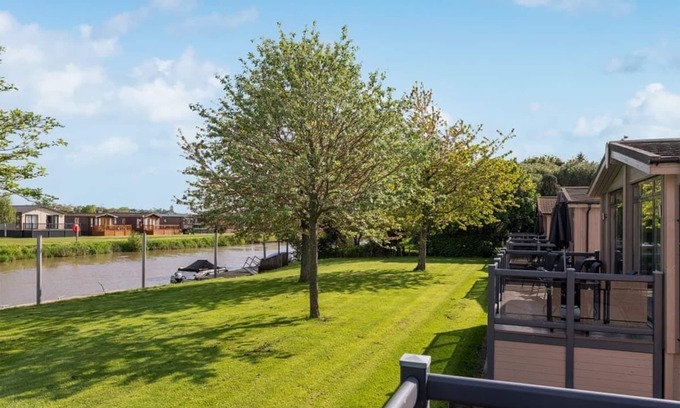 Tiddington Chalet De Esquí | Alojamiento de 2 habitaciones en Stratford-upon-Avon