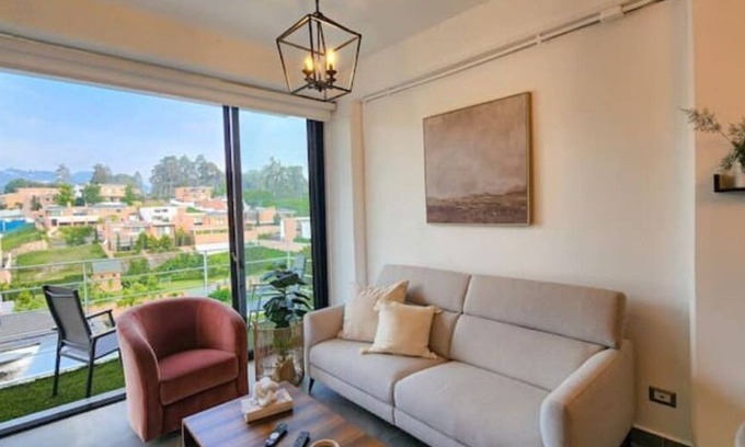 Zona 16 Apartamento | Modern and Comfortable Apartment In front of Cayala