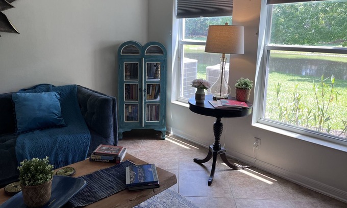 Oviedo Casa | Modern and refreshing recently renovated home and relaxing atmosphere