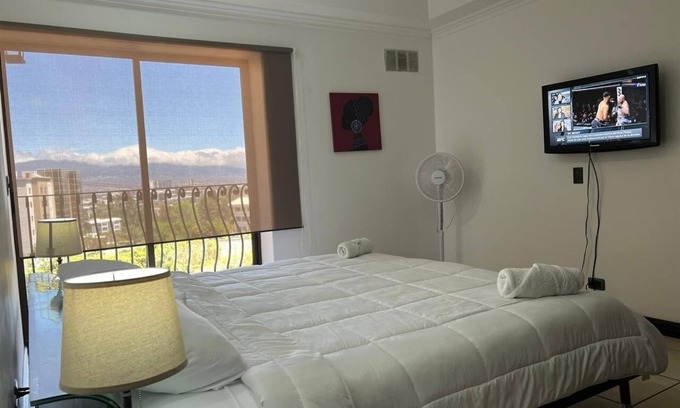 Escazu Apartamento | Seguro y cómodo hermosa vista, excelente ubicación