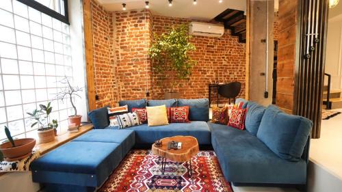Sofia City Center Apartamento | Modern and Spacious 3-Bedroom Entire House