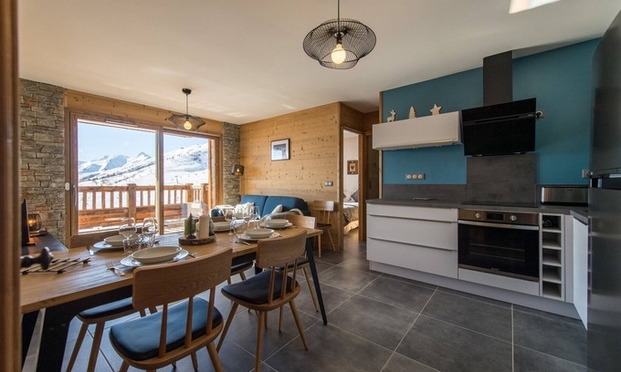 La Toussuire Apartamento | Apartamento moderno y acogedor en las pistas.