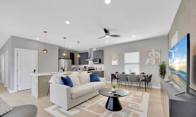 Jacksonville Beach Apartamento | Modern Apartment with Rooftop