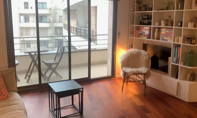 Neuilly-sur-Seine Apartamento | Modern apartment with terraces