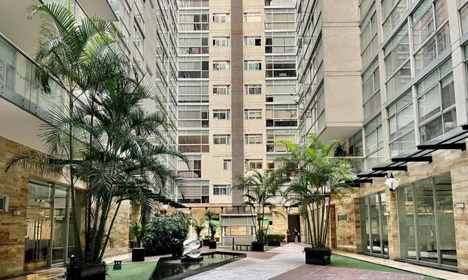 Del Valle Apartamento | Modern apartment with excellent location