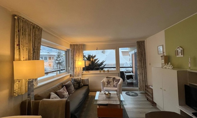 Bad Hofgastein Apartamento | ¡Apartamento moderno en una ubicación céntrica y tranquila de Bad Hofgastein! Con balcon!