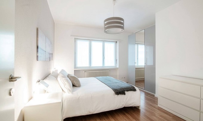 Lugano Apartamento | Apartamento de tres habitaciones cerca del Lido di Lugano (LIDO 1)