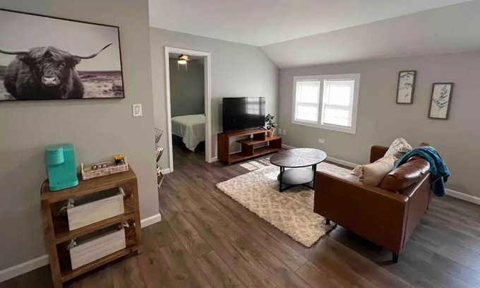 New Bern Casa | Modern Apartment close to Cherry Point and beaches