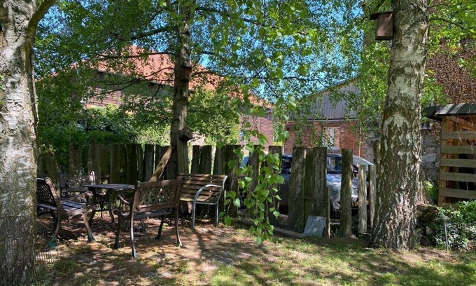 Leuenberg Apartamento | Modern apartment near a lake