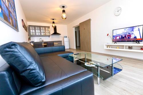 Nusle Apartamento | Modern Apartment Garden Near The City Center