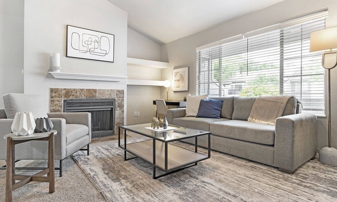 Wells Branch Apartamento | Modern Apartment in Prime Location (ID9130X25)