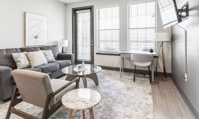 Keller Apartamento | Modern Apartment in Prime Location (ID2101X18)