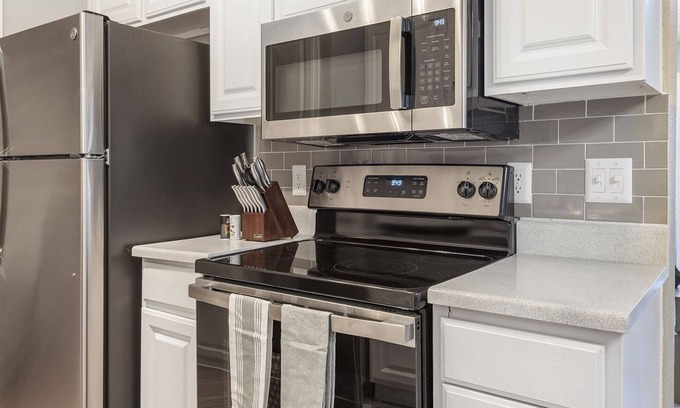 Fort Worth Apartamento | Modern Apartment in Prime Location (ID8521X55)
