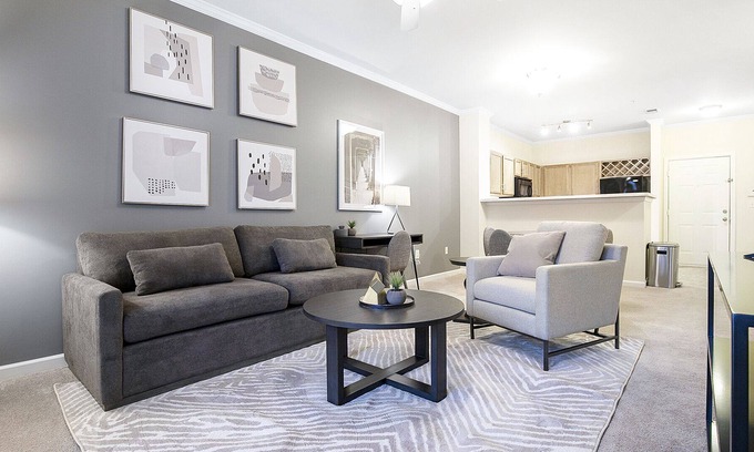 Greensboro Apartamento | Modern Apartment in Prime Location (ID9150X02)