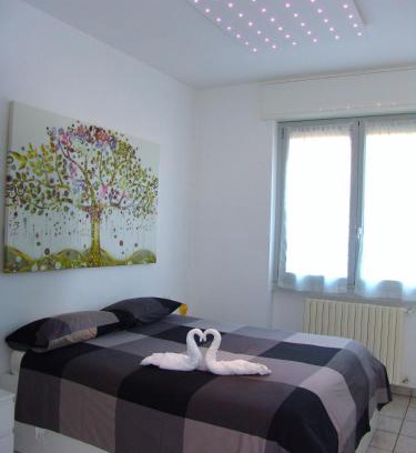 Bulciago Apartamento | Modern Apartment Luci & Stelle near Lake Como