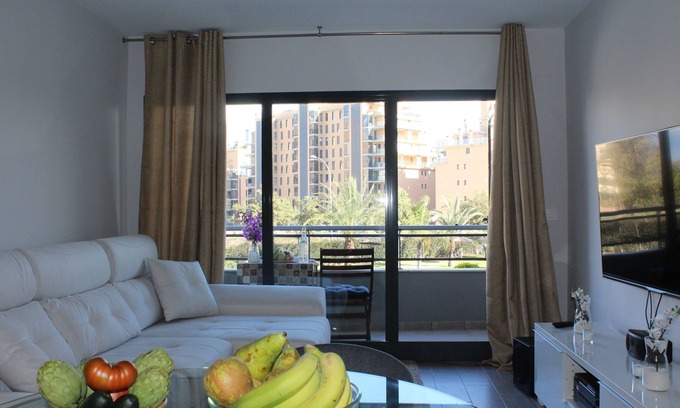 Playa de San Juan Apartamento | Moderno apartamento cerca de la playa