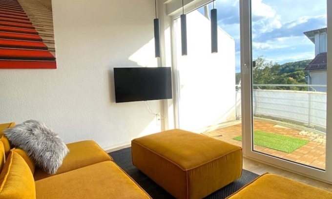 Gera Condominio | Modern apartment near the university & the "Elster cycle path" - Karls Apartment B14