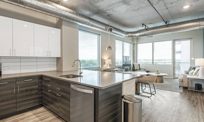 Historic Old Northeast Apartamento | Modern Apartment in Prime Location (ID3063)