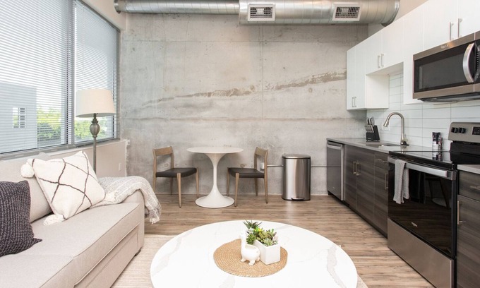 Historic Old Northeast Apartamento | Modern Apartment in Prime Location (ID3065)