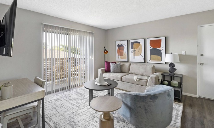 St. Petersburg - Clearwater Apartamento | Modern Apartment in Prime Location (ID1313X620)