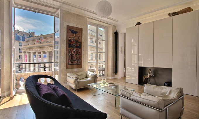 Odeon Apartamento | ¡Apartamento luminoso y con aire acondicionado frente al Odeon!