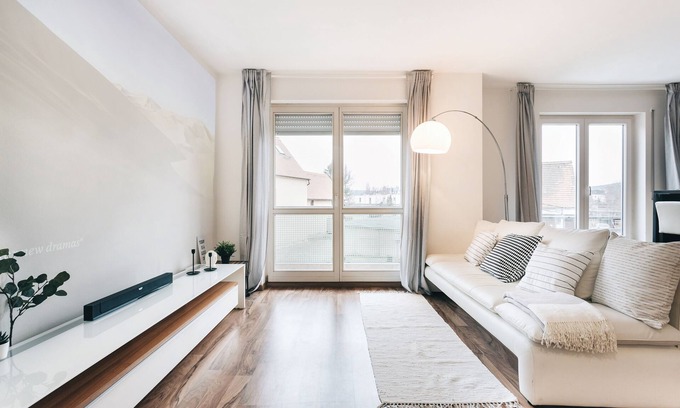 Mickten Apartamento | Apartamento moderno con home cinema + Netflix en Dresden para hasta 4 personas.