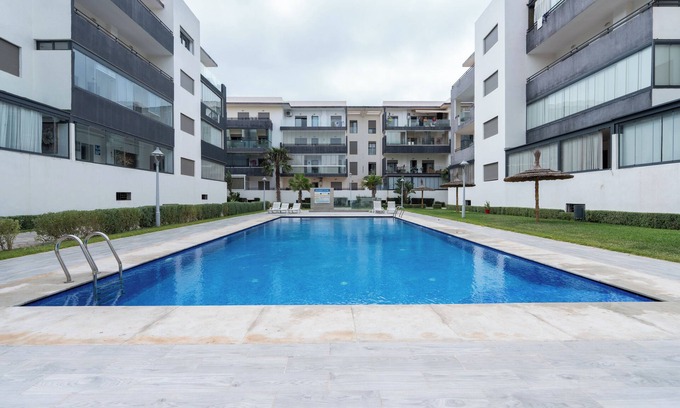 Cherrat Apartamento | Modern Apartment with Pool