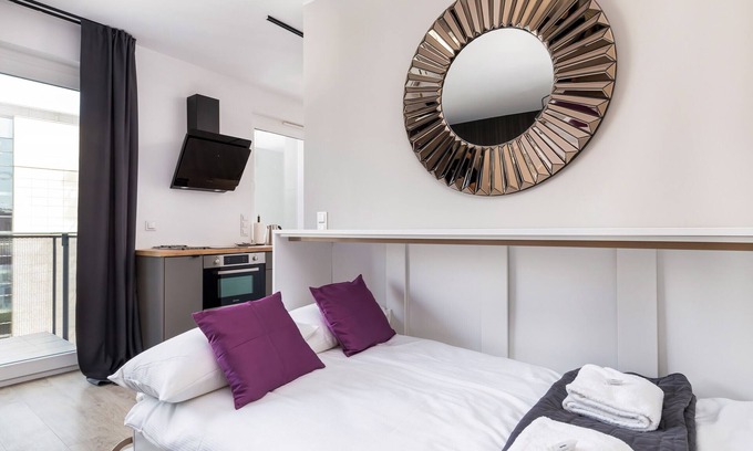 Poznan City Center Apartamento | Modern Apartments City Center by Renters