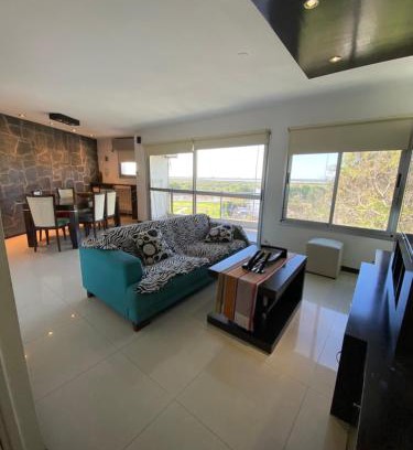 San Nicolas de los Arroyos Apartamento | Moderno piso con vista al río en zona residencial