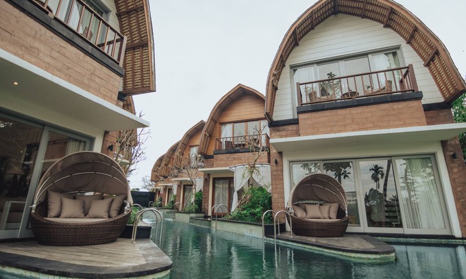 Mas Villa | Modern Balinese architecture design 2 bed villa in Ubud