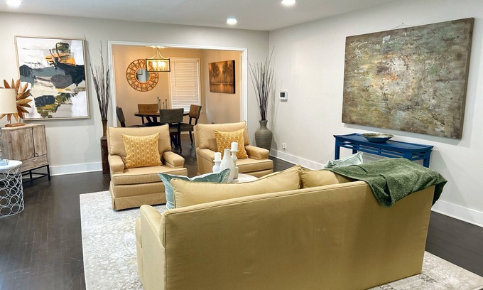 Bay Area Casa | Modern bayside beauty located in the heart of Corpus Christi, TX. Pet friendly!
