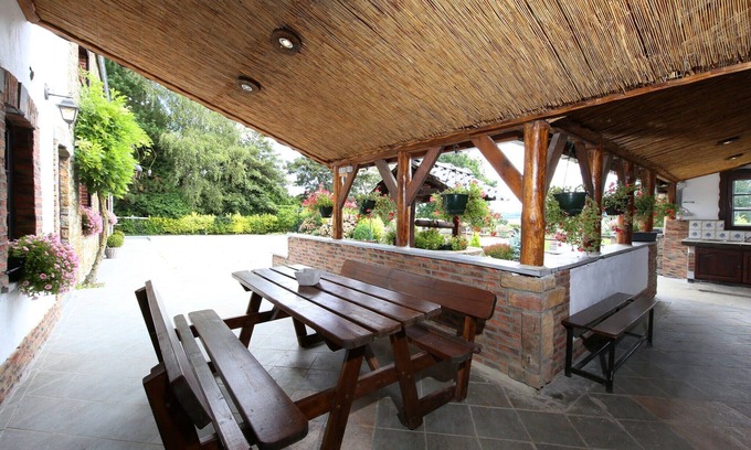 Mettet Casa | Moderna y espaciosa casa de vacaciones