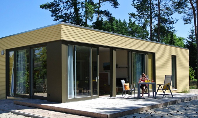 Sassenburg Casa | Bungalow de playa moderno con vista directa al lago