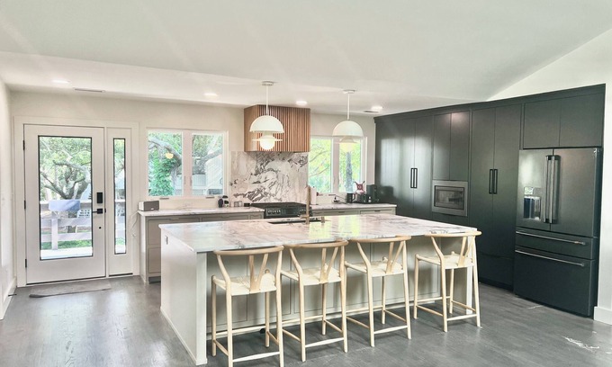 Isle of Palms Casa | Modern beach house with access to Wild Dunes and Golf Cart Included