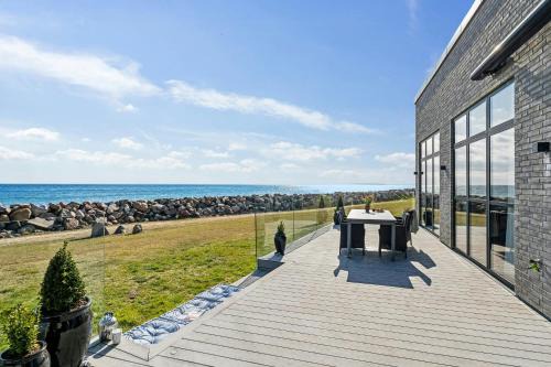 Juelsminde Casa | Modern Beach House With Sea Views At Bjørnsknude