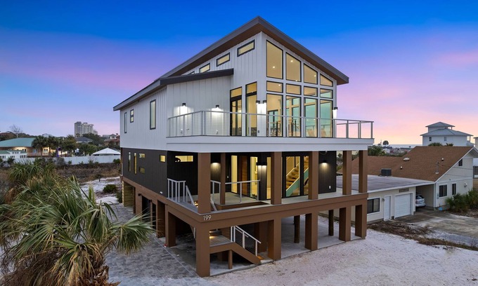 Tang-O-Mar Casa | Modern Beachfront Luxury - Private Pool & Golf Cart