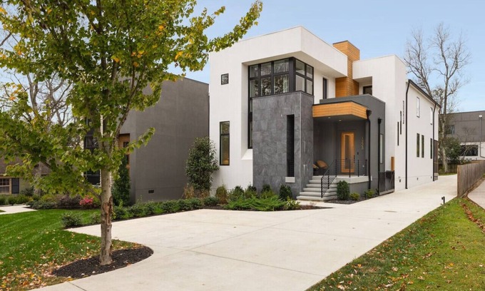 Green Hills Casa | Modern Beauty in Green Hills w/ 2 Patios, Garage