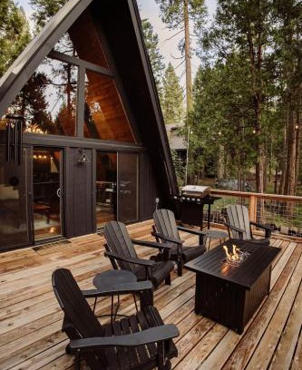 Sierra Cedars Casa | Modern Black A-frame Overlooking A Meadow W Ac!