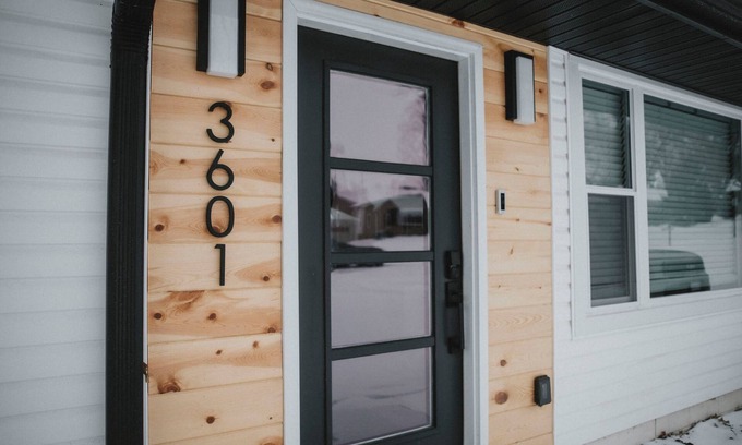 Lincoln Casa | Modern Boho 3Bdrm 2Ba Retreat 10min from the action of Downtown Lincoln