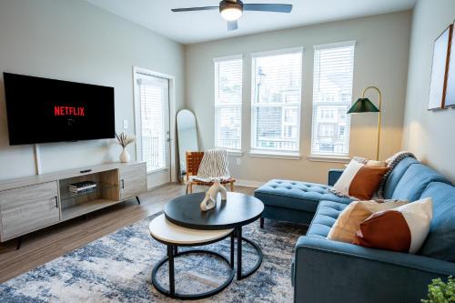 Athens Apartamento | Modern Brand New 3BR 2B Apt in Heart of Athens