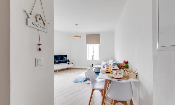Hostivar Apartamento | Modern, bright and spacious apartment