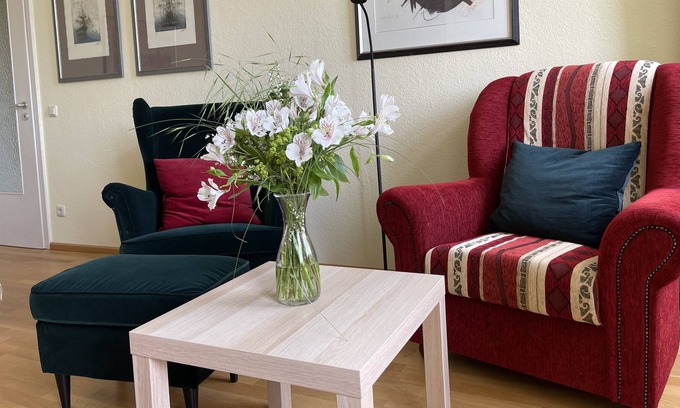 Outer Neustadt Apartamento | Modern, bright holiday apartment above Café Pfunds in the outskirts of Neustadt
