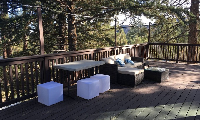Wrightwood Casa | Modern Cabin w/ Pool Table