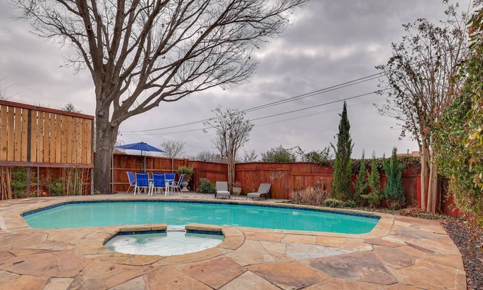 Northeast Carrollton Casa | Modern Carrollton Home - Private Pool & Grill