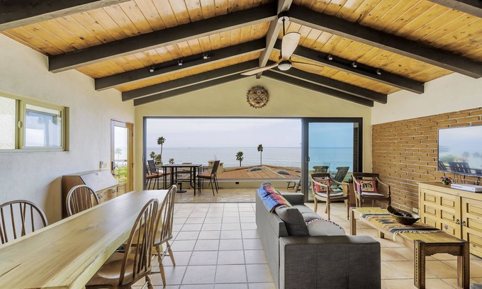 Las Gaviotas Casa | Casita moderna con vistas de aguas bravas - Las Gaviotas